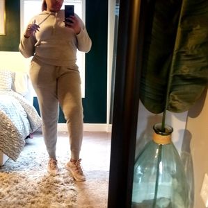 Soho Street New York and Company 2 Piece Set